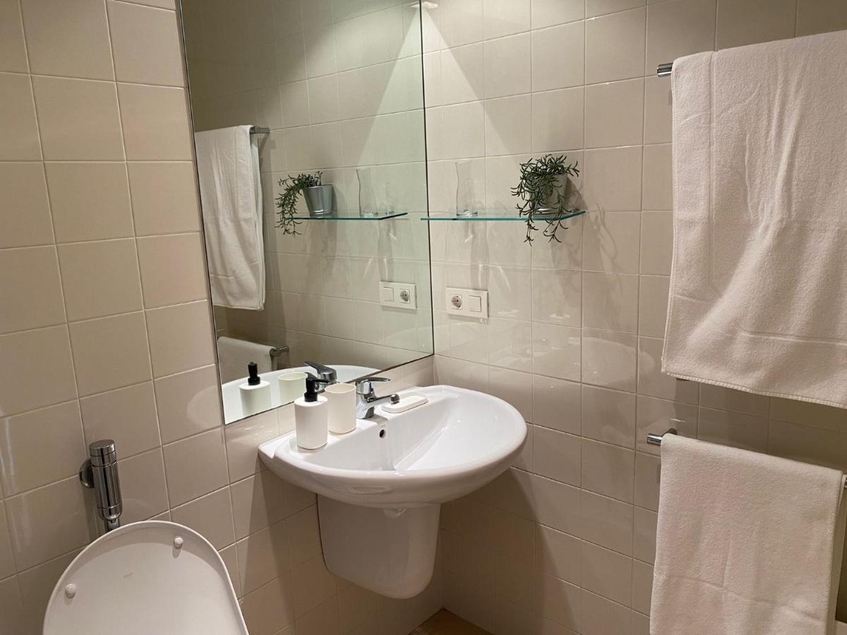 Standard Double Room,1616944541:JPEG