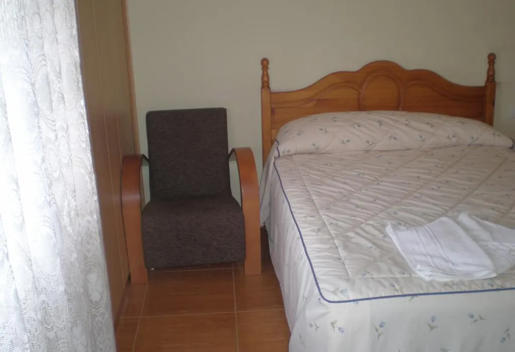 Hostal Catro Ventos-1
